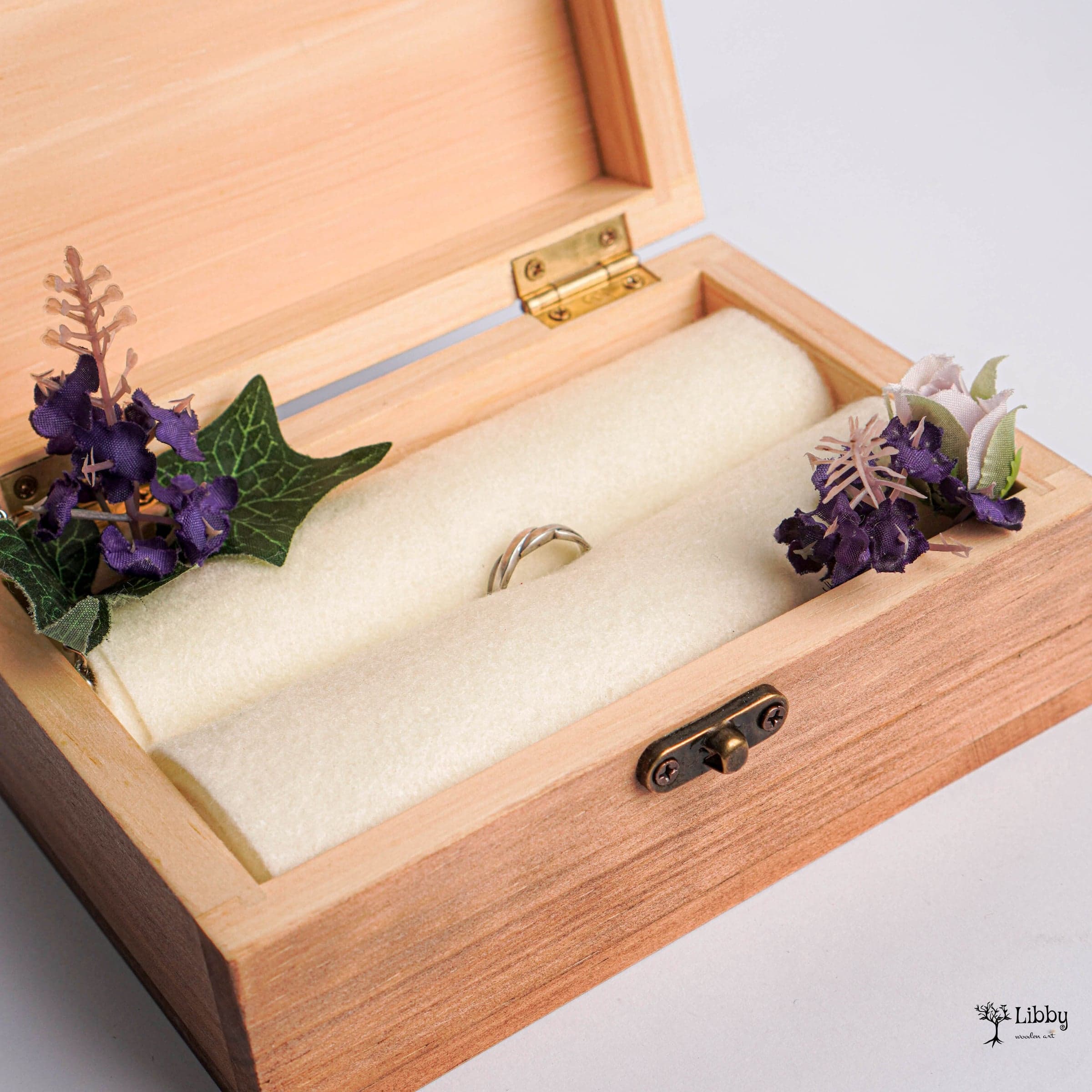 Jewelry Boxes detail